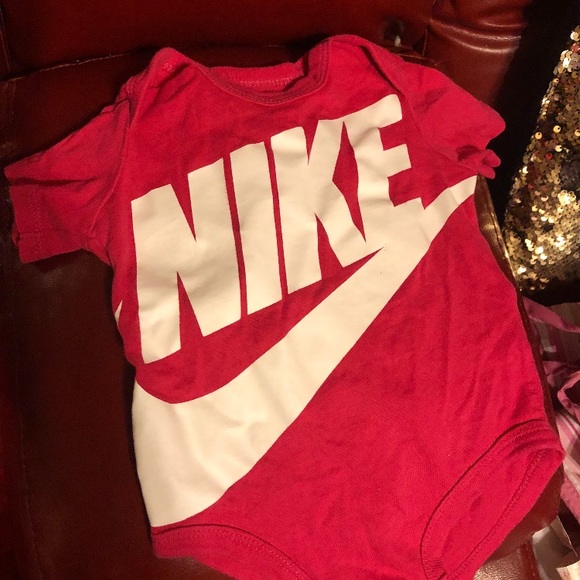 Nike onesie - Picture 1 of 1